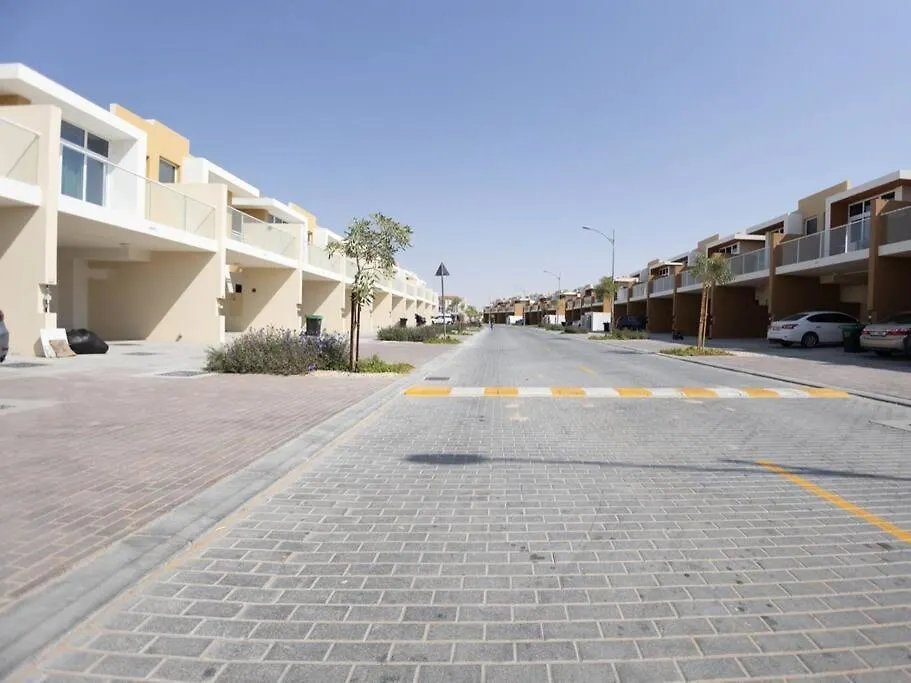 Corner 3Bedroom Townhouse In Avencia Cluster Dh2 두바이 빌라
