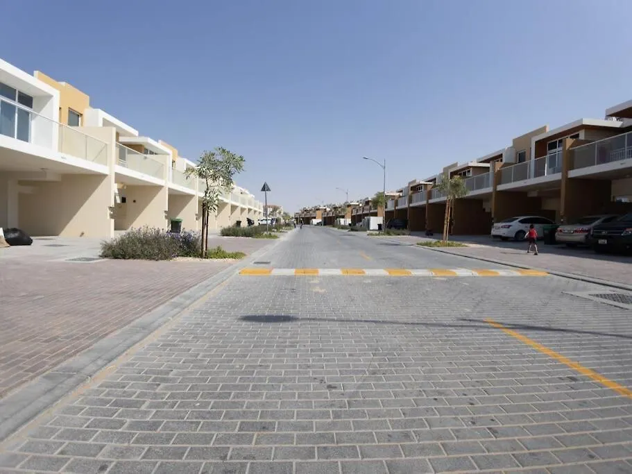 Corner 3Bedroom Townhouse In Avencia Cluster Dh2 두바이